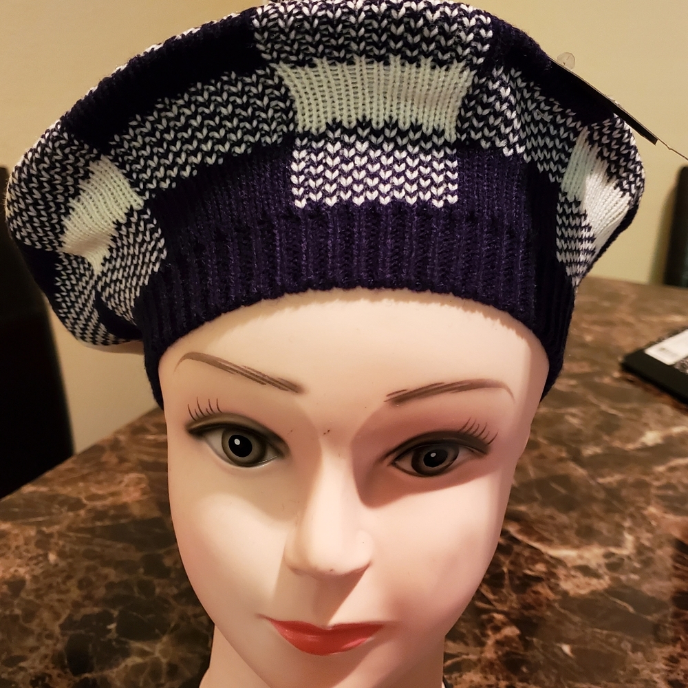 IRIS Collection,Beret Plaid Blue Hat NWT